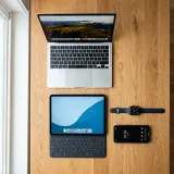 PCやスマートフォンなど様々な端末（デバイス）の高品質なイメージ写真